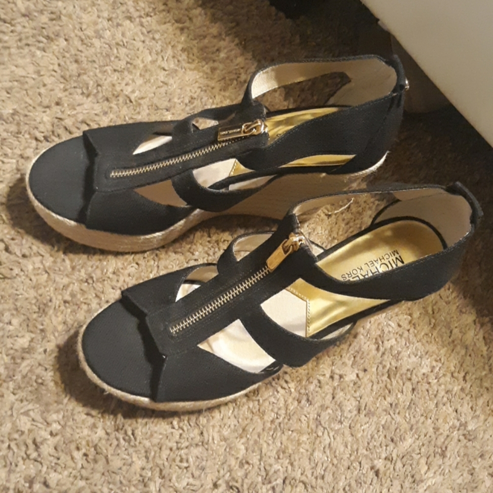Michael kors wedges